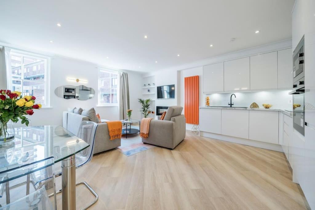 House 10 Mins To Tower Bridge Hot Tub & Parking Villa Londra Dış mekan fotoğraf
